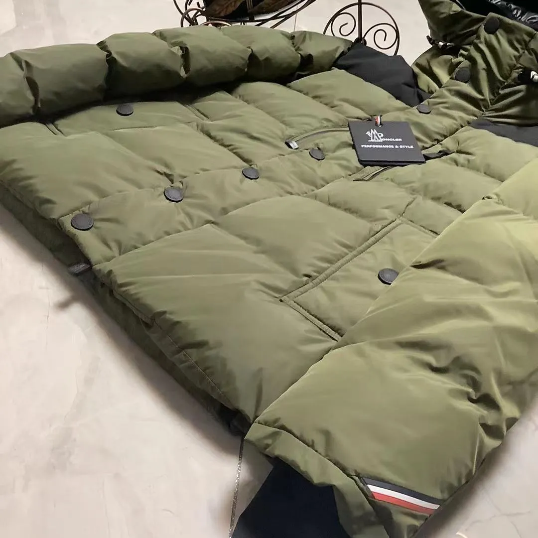 Monler 24 New Arrival Bauges ， Cowhide Leather ， 。 ， ， Moncler 。 90 ：Black ， ，Green Size:1.2.3.4.5（M～3xl）